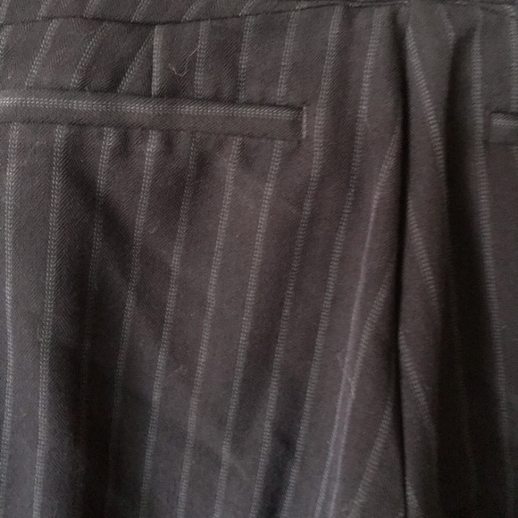 **Pick 4 for $20 SALE** dark blue pinstripe pants - Picture 4 of 4